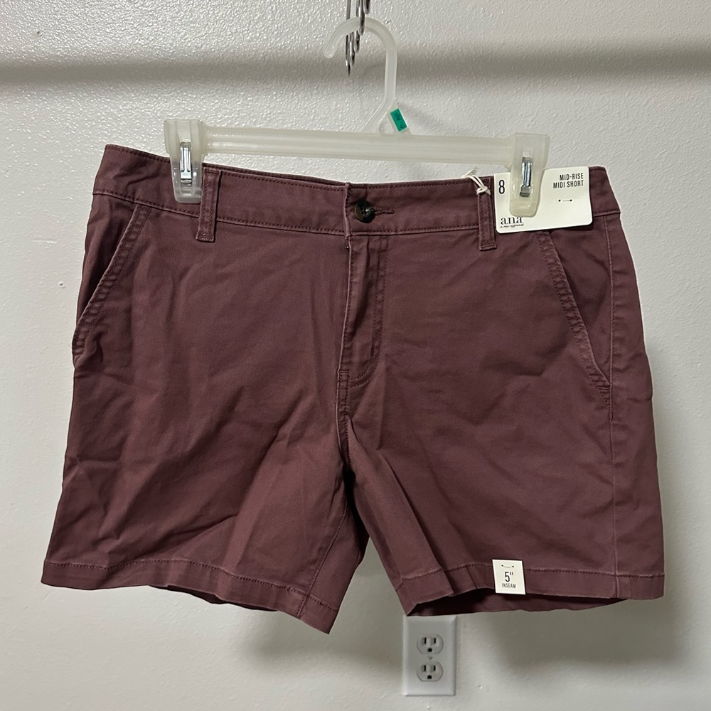 a.n.a. Women’s Mid Rise Midi Shorts